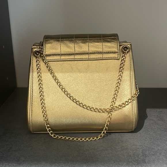 SOLD ❤️ Chanel Reissue Mini Chocolate Bar Accordion Bag - Picture 3 of 11